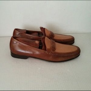 Johnston & Murphy leather brown/camel shoes.
